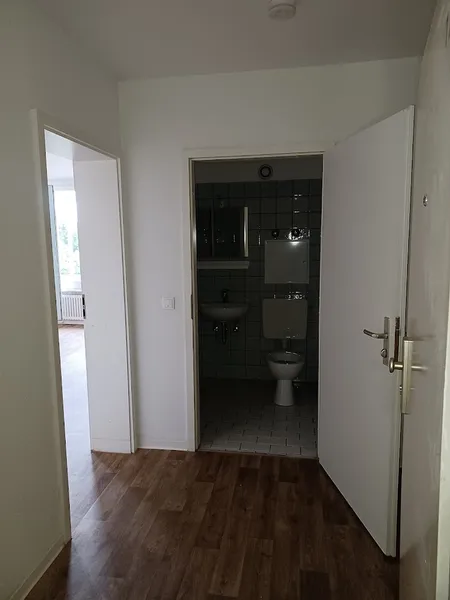 *Seniorenwohnhaus* Nur mit WBS 100/140 für "ältere Menschen"! — photo 1